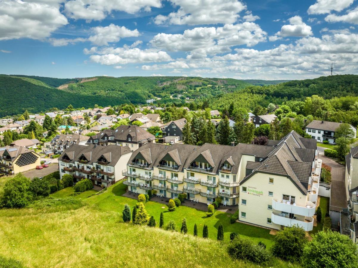 Gemunder Ferienpark Salzberg Hotel Schleiden Luaran gambar